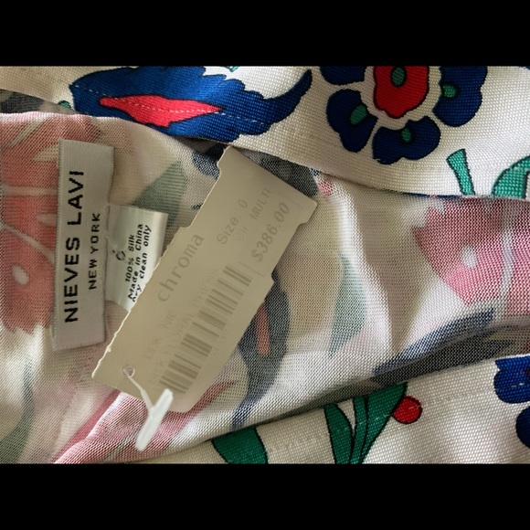 Flower dress - Picture 3 of 4